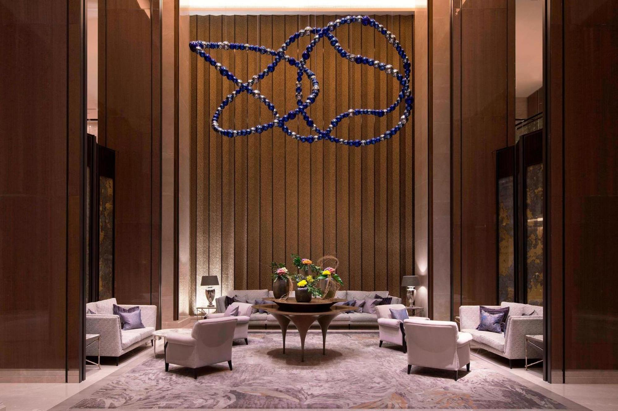 Sheraton Grand Gandaria Hotel 5*